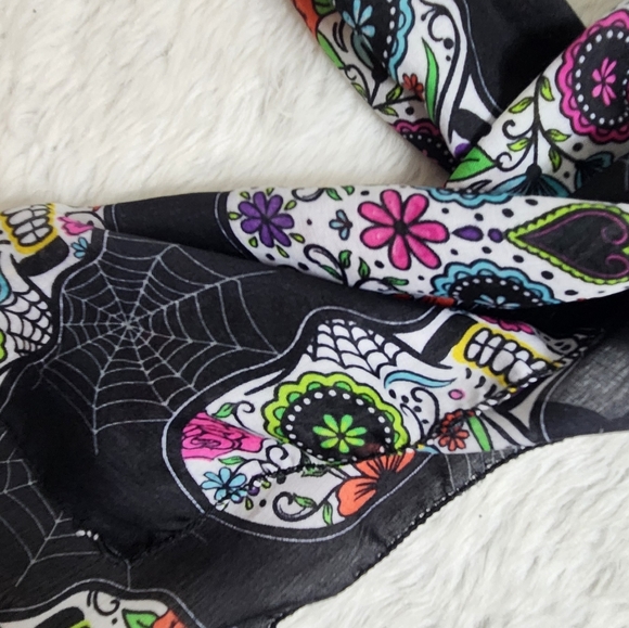 Skull and Spider Web Print Polyester Scarf - Picture 5 of 8